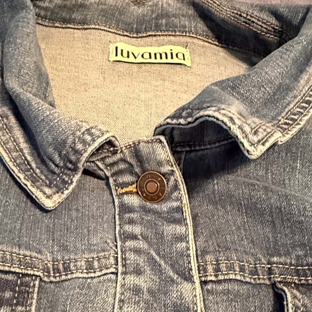 Woman’s Blue Denim Jacket - Picture 7 of 11